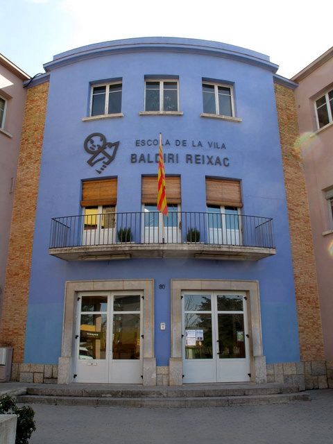 Escuela Baldiri Reixac · La Villa