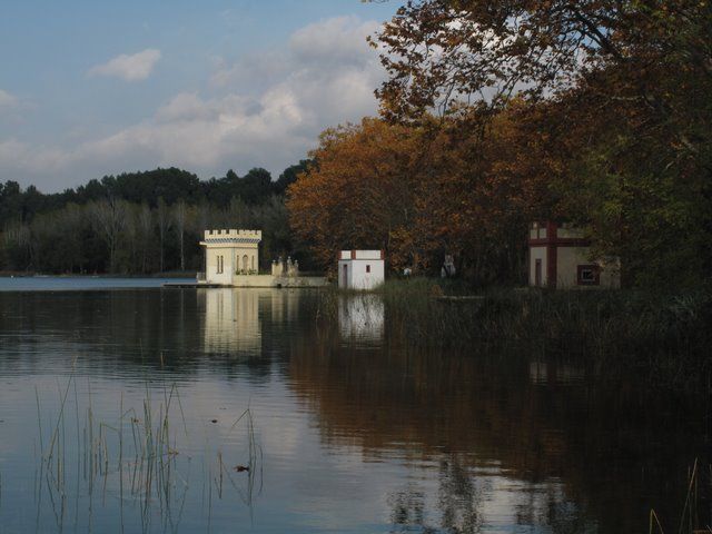 The Lake - 'Pesqueres'